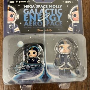 POP MART Mega Space Molly Galactic Energy Aero Space Figure - Blue